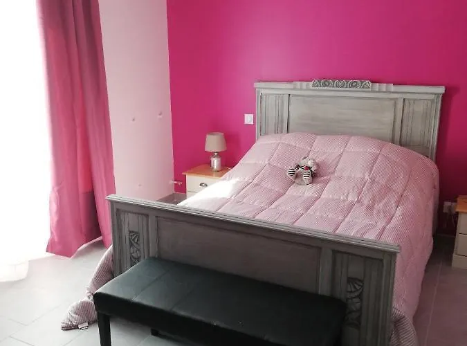 Du Capitaine Alojamento de Acomodação e Pequeno-almoço 3*